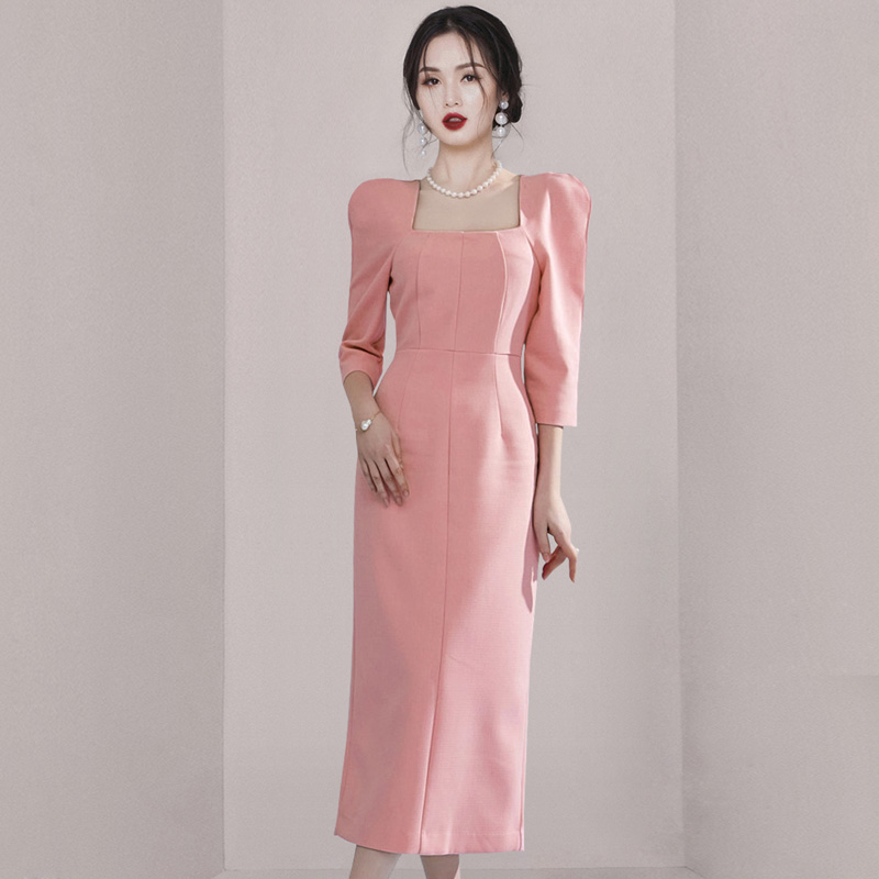 ชุดเดรสยาวสวยๆ สไตล์เกาหลี มีขนาด S M L XL สนใจทักแชท