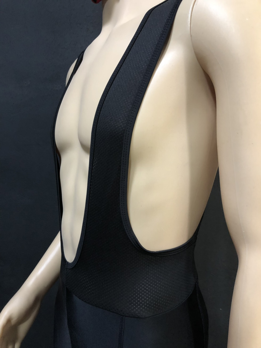 กางเกงปั่นจักรยาน เอี๊ยมขาสั้น เป้าเจล 7D ปลายต่อขาเลเซอร์คัท