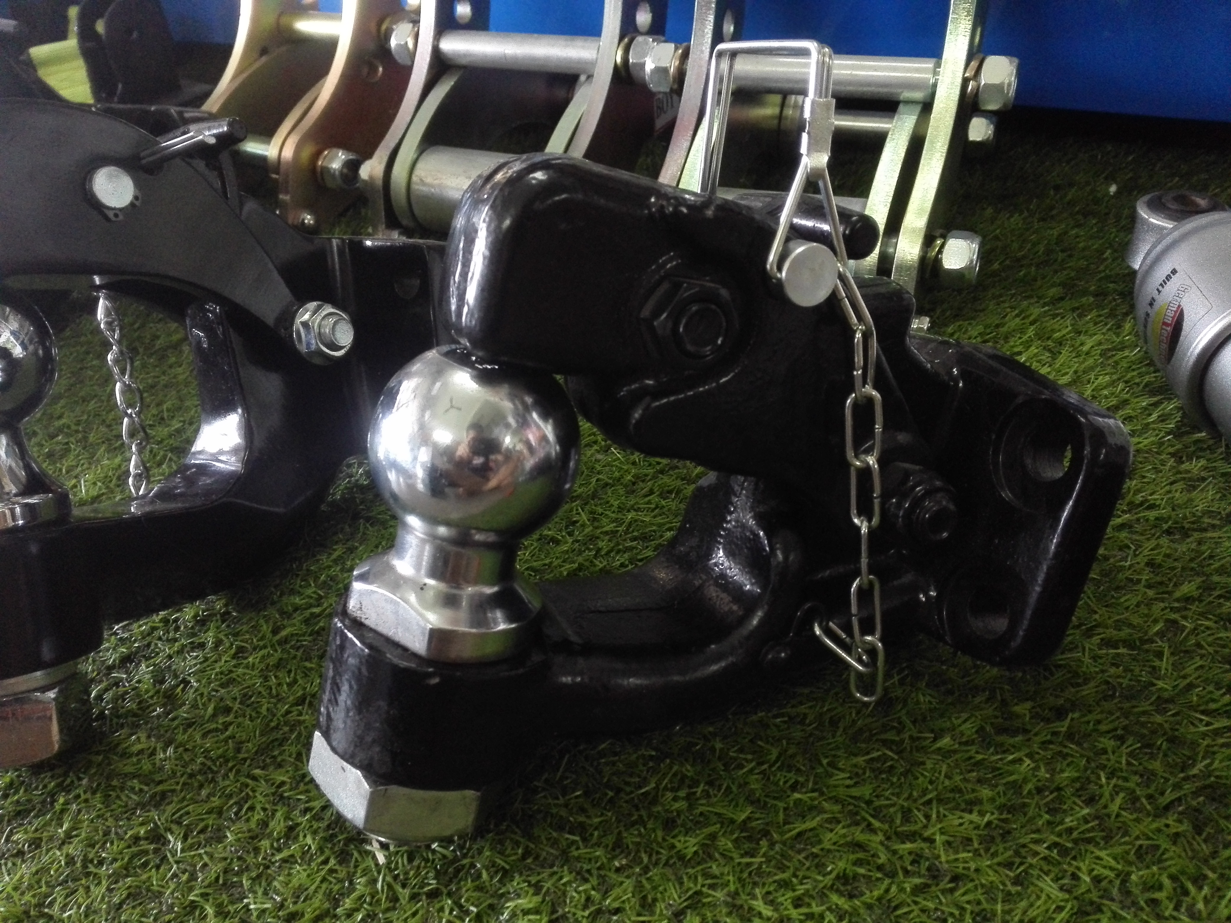 หัวลากปากนกแก้ว 8 ตัน หัวบอล ขนาด 50 มิล ขึ้นรูปด้วยระบบหล่อ Forging