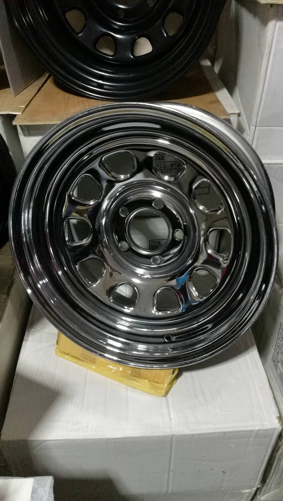 16x7"-10 โครเมี่ยม 5 รู114.3