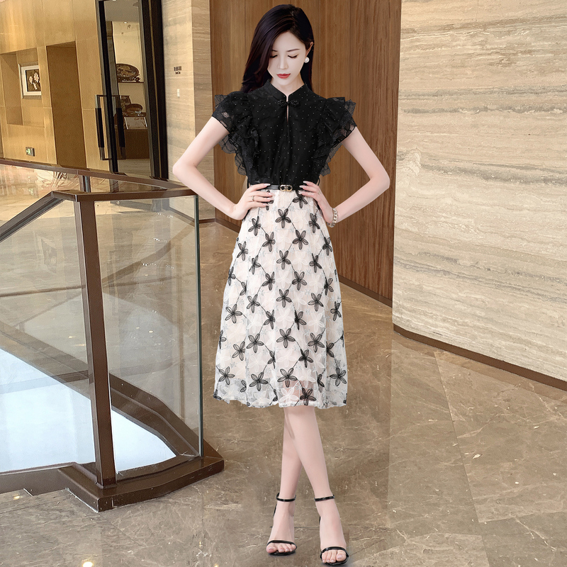 ชุดเดรสยาวสวยๆ ชุดกระโปรงยาว ชุดเดรสยาว ชุดแซกยาว มีขนาด S M L XL สนใจทักแชท