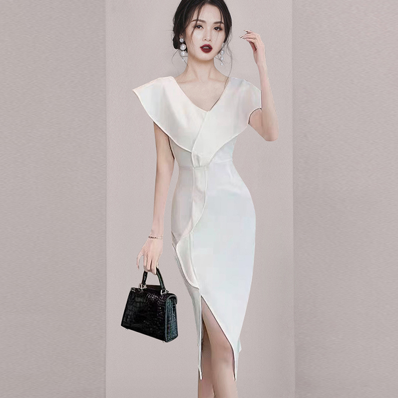 ชุดเดรสยาวสวยๆ สไตล์เกาหลี มีขนาด S M L XL สนใจทักแชท