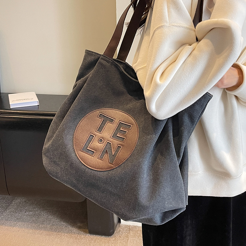 กระเป๋าผู้หญิงสวยๆ กระเป๋าสะพายข้างผู้หญิง กระเป๋าแบรนด์COOL BAG