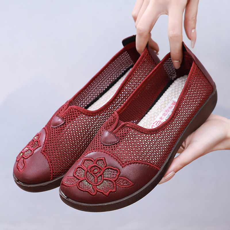 รองเท้าผ้าใบผู้หญิง ใส่สบาย รองเท้าผ้าใบใส่เที่ยวผู้หญิง มีSIZE 35 36 37 38 39 40