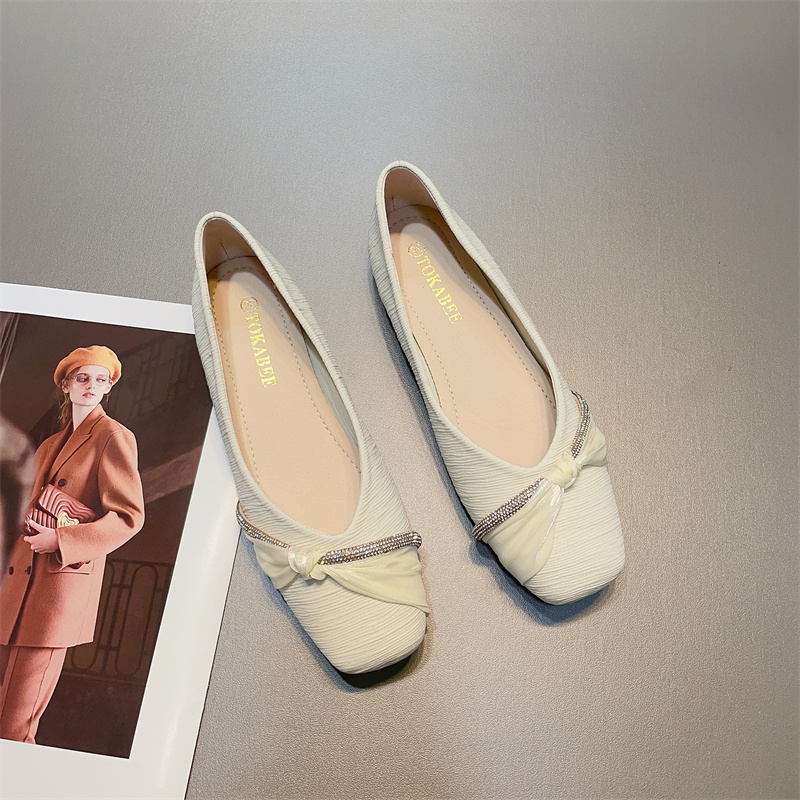 รองเท้าคัทชูผู้หญิงส้นเตี้ย ใส่สบาย มีขนาด35-40