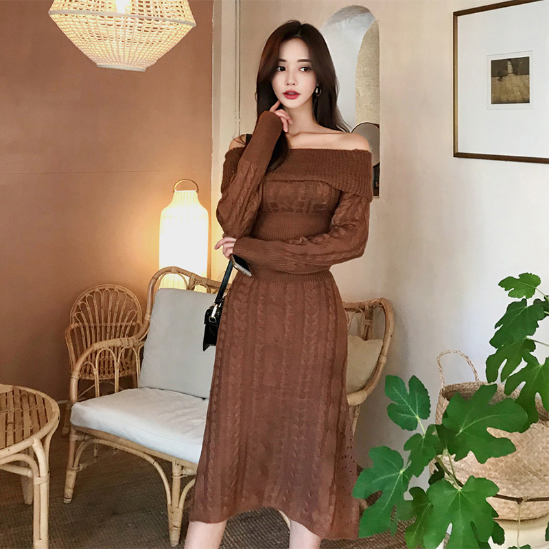 ชุดเดรสยาวสวยๆ สไตล์เกาหลี มีขนาด S M L XL สนใจทักแชท