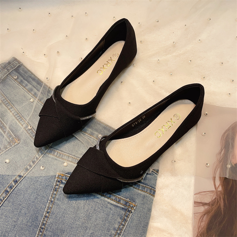 รองเท้าคัทชูผู้หญิงส้นเตี้ย ใส่สบาย มีขนาด35-40