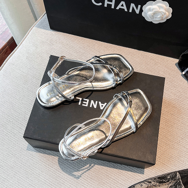 รองเท้าแตะผู้หญิงส้นเตี้ย ใส่สบาย มีขนาด35-43