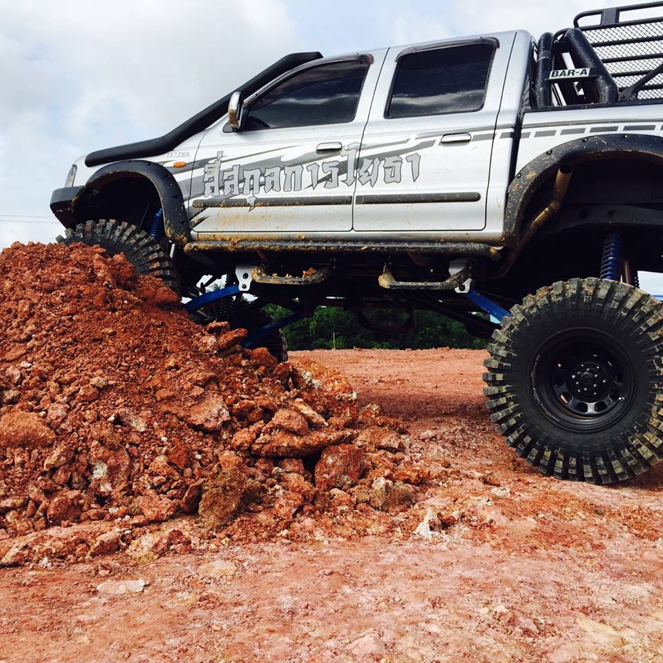 สน็อกเกิ้ลทรงครอส FORD