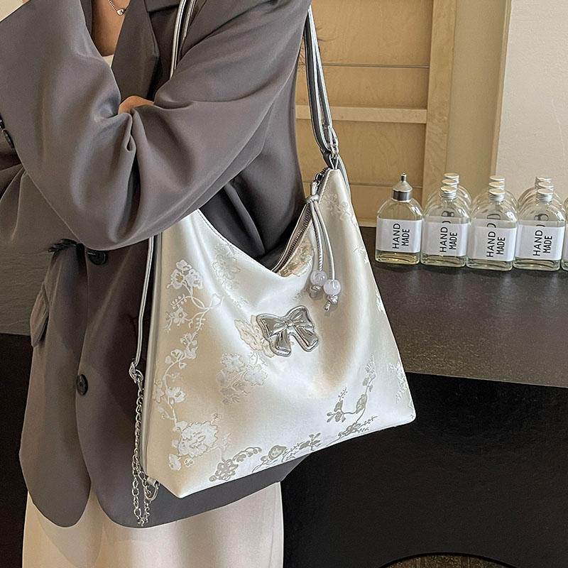 กระเป๋าผู้หญิงสวยๆ กระเป๋าสะพายข้างผู้หญิง กระเป๋าแบรนด์COOL BAG