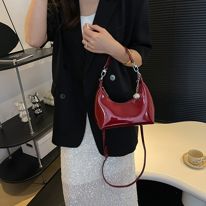 กระเป๋าผู้หญิงสวยๆ กระเป๋าสะพายข้างผู้หญิง กระเป๋าแบรนด์COOL BAG