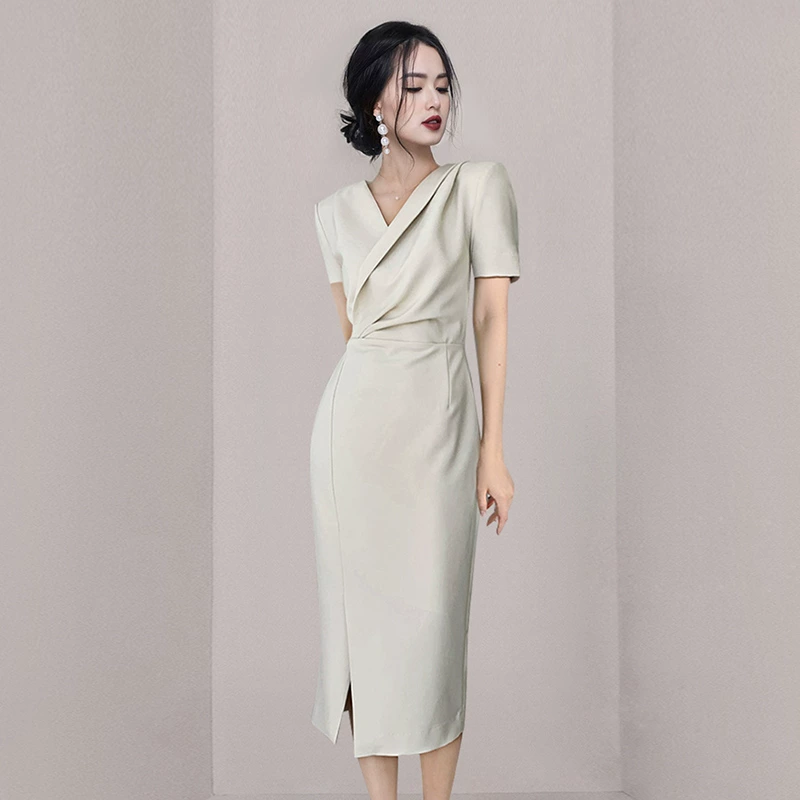 ชุดเดรสยาวสวยๆ ชุดกระโปรงยาว ชุดเดรสยาว ชุดแซกยาว มีขนาด S M L XL สนใจทักแชท