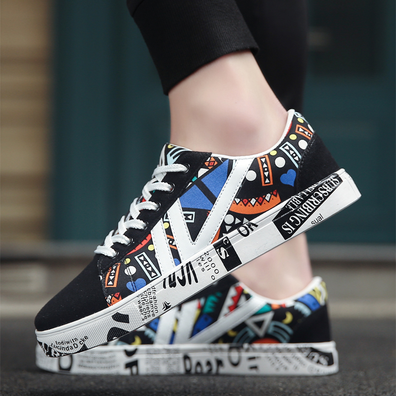 รองเท้าแฟชั่นอินเทรนด์