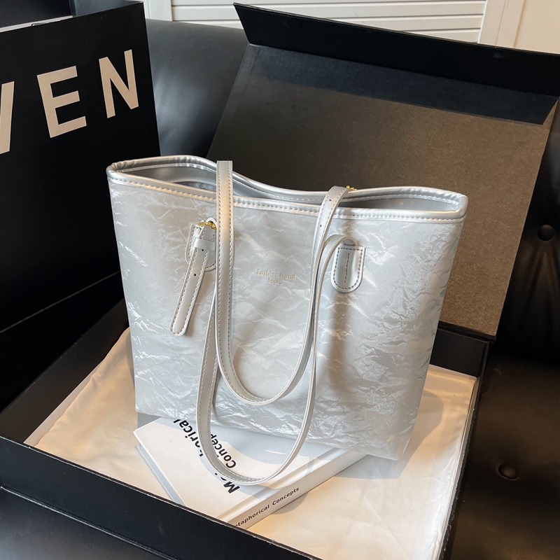 กระเป๋าผู้หญิงสวยๆ กระเป๋าสะพายข้างผู้หญิง กระเป๋าแบรนด์COOL BAG