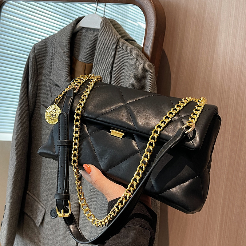กระเป๋าผู้หญิงสวยๆ กระเป๋าสะพายข้างผู้หญิง กระเป๋าแบรนด์COOL BAG