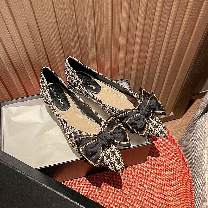 รองเท้าคัทชูผู้หญิงส้นเตี้ย ใส่สบาย มีขนาด35-43