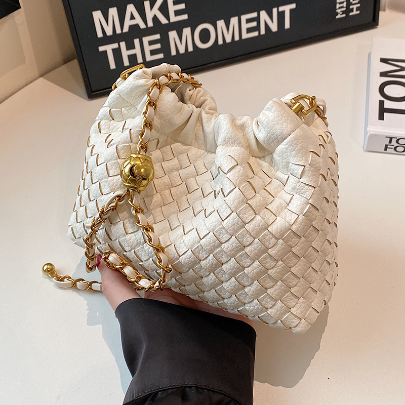 กระเป๋าผู้หญิงสวยๆ กระเป๋าสะพายข้างผู้หญิง กระเป๋าแบรนด์COOL BAG