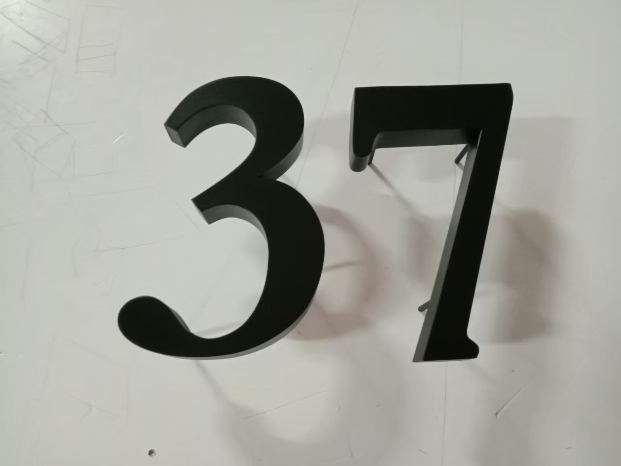 งานป้ายบ้านเลขที่ 37