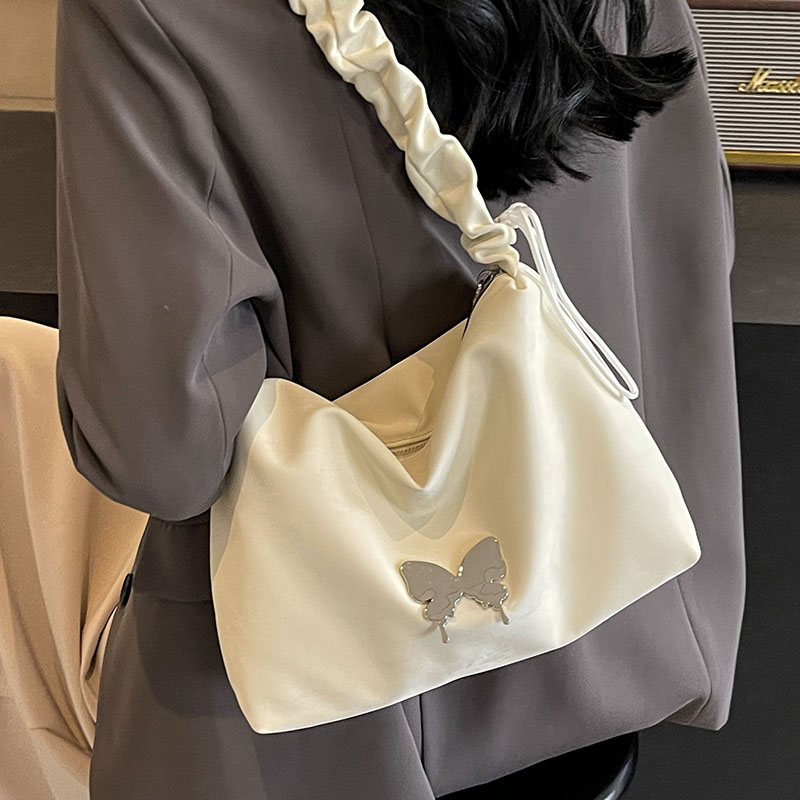 กระเป๋าผู้หญิงสวยๆ กระเป๋าสะพายข้างผู้หญิง กระเป๋าแบรนด์COOL BAG