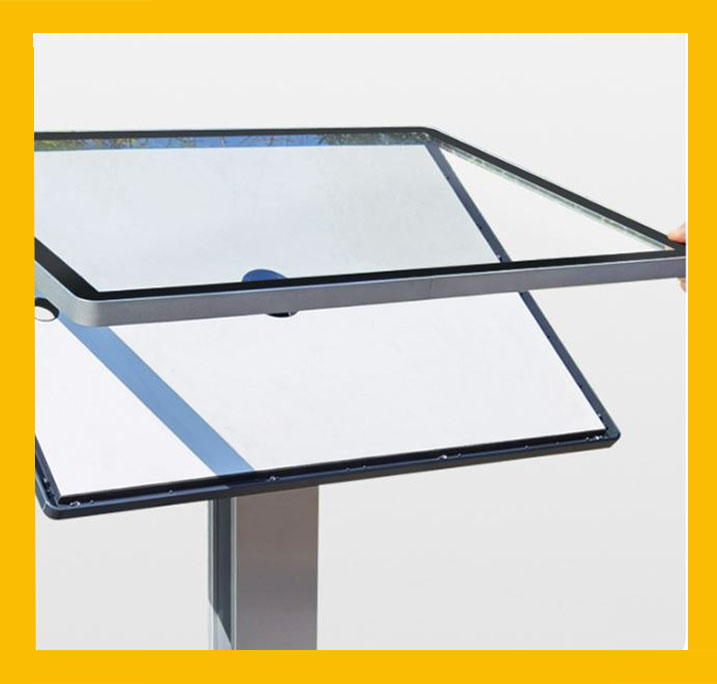 โพเดี่ยมสแตน