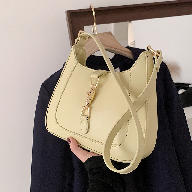 กระเป๋าผู้หญิงสวยๆ กระเป๋าสะพายข้างผู้หญิง กระเป๋าแบรนด์COOL BAG
