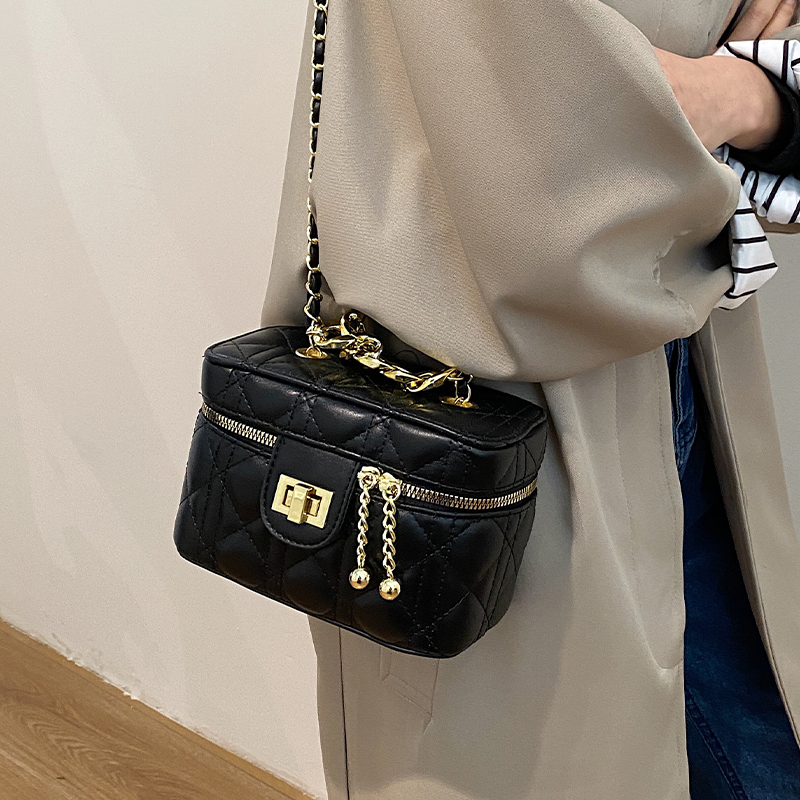 กระเป๋าผู้หญิงสวยๆ กระเป๋าสะพายข้างผู้หญิง กระเป๋าแบรนด์COOL BAG