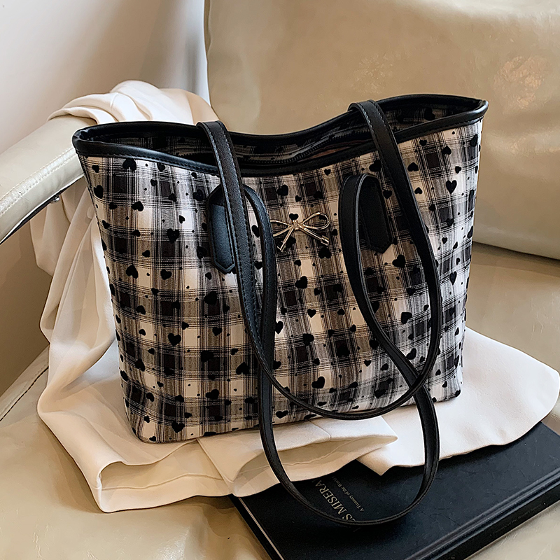กระเป๋าผู้หญิงสวยๆ กระเป๋าสะพายข้างผู้หญิง กระเป๋าแบรนด์COOL BAG