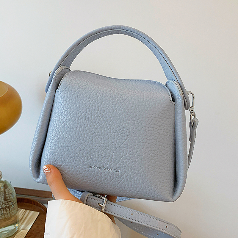 กระเป๋าผู้หญิงสวยๆ กระเป๋าสะพายข้างผู้หญิง กระเป๋าแบรนด์COOL BAG