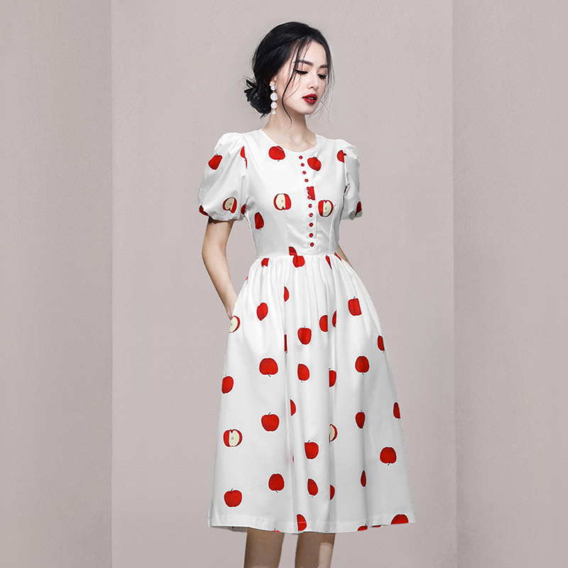ชุดเดรสยาวสวยๆ สไตล์เกาหลี มีขนาด S M L XL สนใจทักแชท
