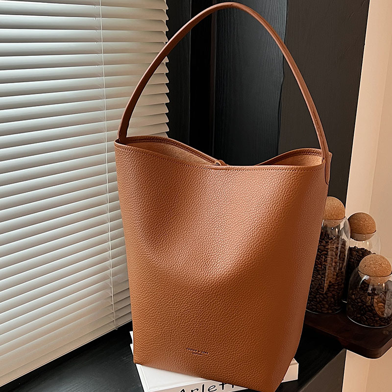 กระเป๋าผู้หญิงสวยๆ กระเป๋าสะพายข้างผู้หญิง กระเป๋าแบรนด์COOL BAG