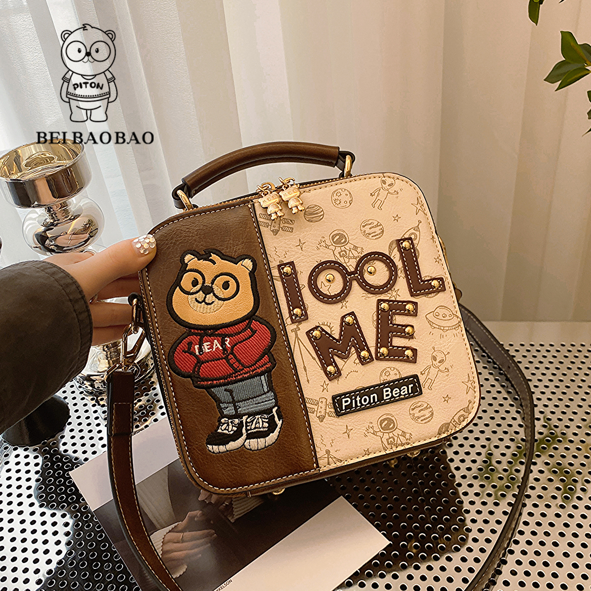 กระเป๋าผู้หญิงสวยๆ กระเป๋าสะพายข้างผู้หญิง กระเป๋าแบรนด์ BEAR BAG กระเป๋าหมีสุดคิ้ว!