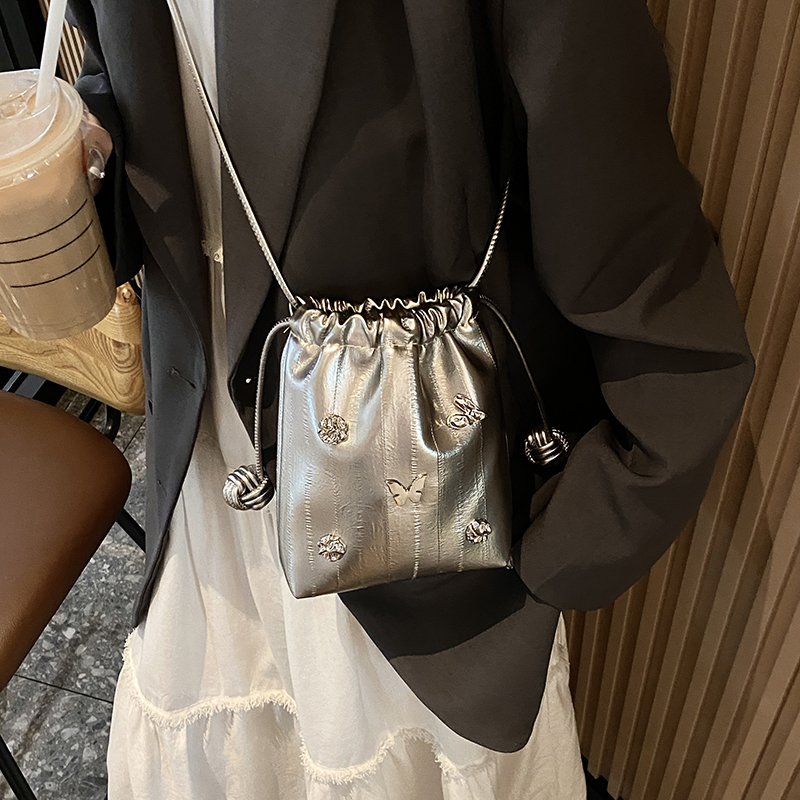 กระเป๋าผู้หญิงสวยๆ กระเป๋าสะพายข้างผู้หญิง กระเป๋าแบรนด์COOL BAG