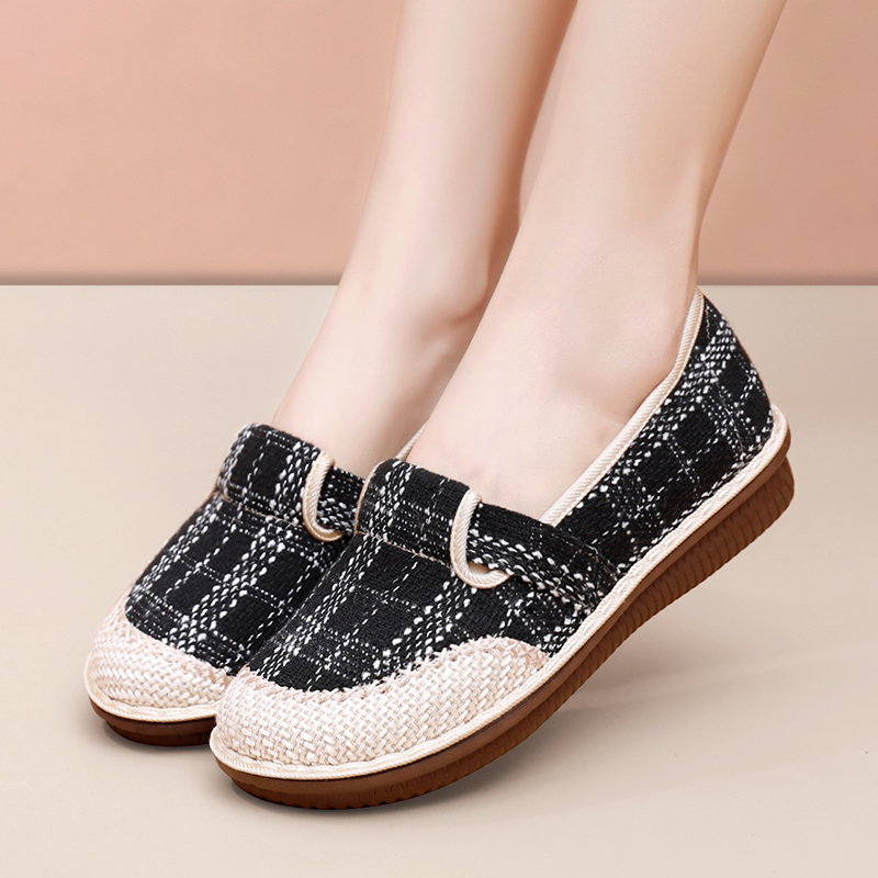 รองเท้าผ้าใบผู้หญิง ใส่สบาย รองเท้าผ้าใบใส่เที่ยวผู้หญิง มีSIZE 35 36 37 38 39 40