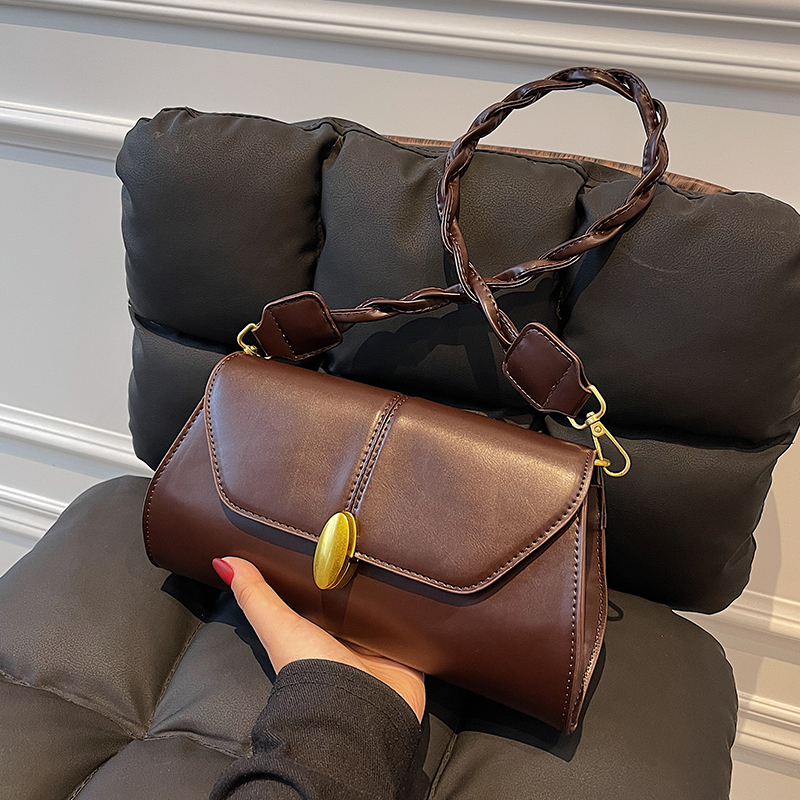 กระเป๋าผู้หญิงสวยๆ กระเป๋าสะพายข้างผู้หญิง กระเป๋าแบรนด์COOL BAG