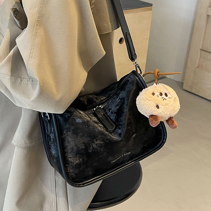 กระเป๋าผู้หญิงสวยๆ กระเป๋าสะพายข้างผู้หญิง กระเป๋าแบรนด์COOL BAG