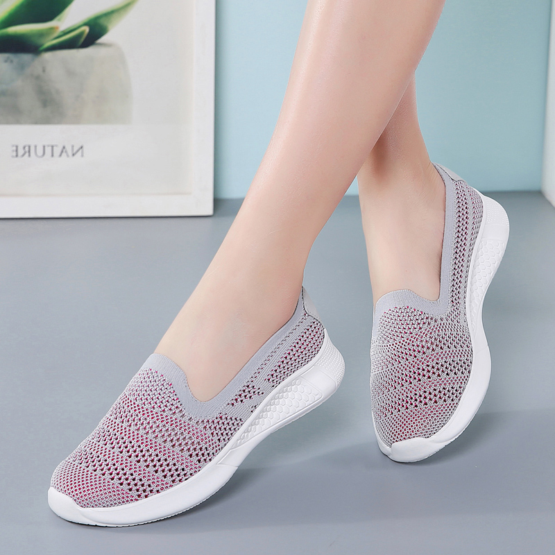 รองเท้าผ้าใบผู้หญิง ใส่สบาย รองเท้าผ้าใบใส่เที่ยวผู้หญิง มีSIZE 35 36 37 38 39 40