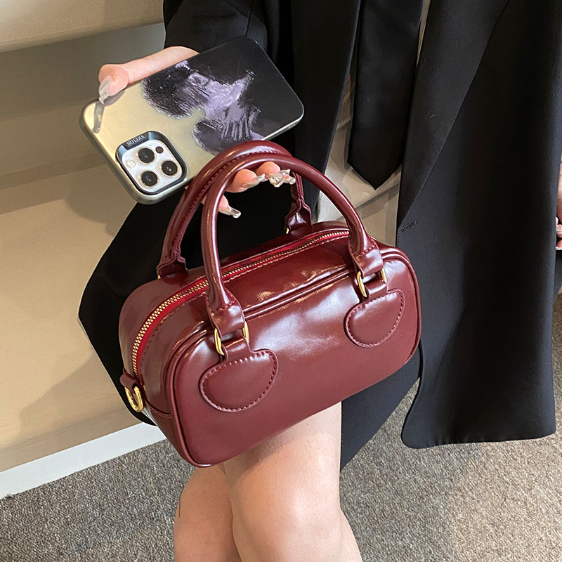 กระเป๋าผู้หญิงสวยๆ กระเป๋าสะพายข้างผู้หญิง กระเป๋าแบรนด์COOL BAG