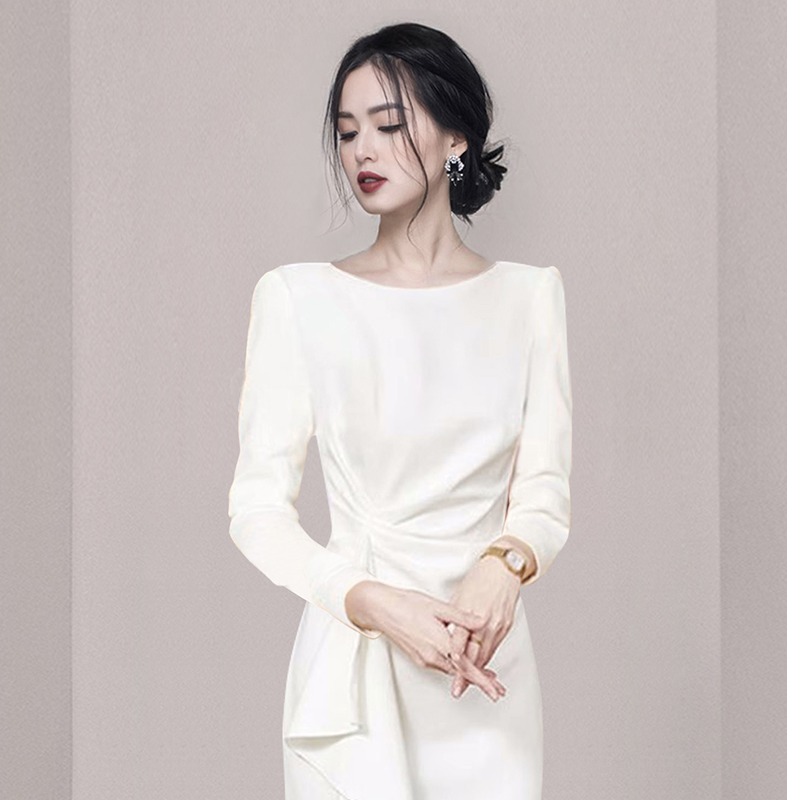 ชุดเดรสยาวสวยๆ สไตล์เกาหลี มีขนาด S M L XL สนใจทักแชท