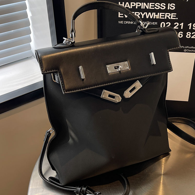 กระเป๋าผู้หญิงสวยๆ กระเป๋าสะพายข้างผู้หญิง กระเป๋าแบรนด์COOL BAG