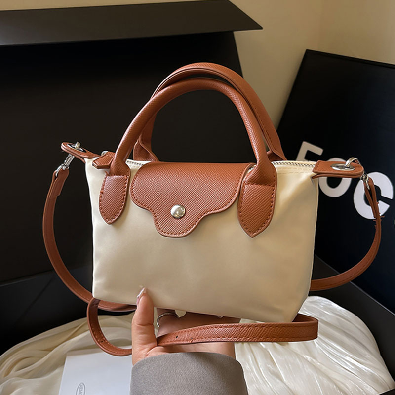 กระเป๋าผู้หญิงสวยๆ กระเป๋าสะพายข้างผู้หญิง กระเป๋าแบรนด์COOL BAG