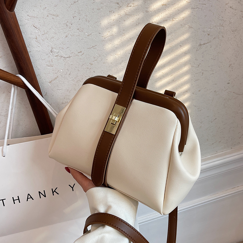กระเป๋าผู้หญิงสวยๆ กระเป๋าสะพายข้างผู้หญิง กระเป๋าแบรนด์COOL BAG