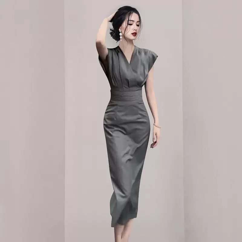 ชุดเดรสยาวสวยๆ ชุดกระโปรงยาว ชุดเดรสยาว ชุดแซกยาว มีขนาด S M L XL สนใจทักแชท