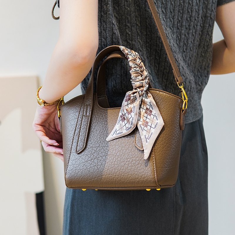 กระเป๋าผู้หญิงสวยๆ กระเป๋าสะพายข้างผู้หญิง กระเป๋าแบรนด์COOL BAG