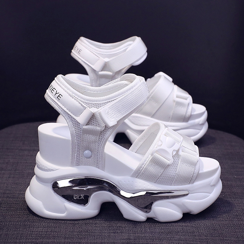 รองเท้าผ้าใบผู้หญิง ใส่สบาย รองเท้าผ้าใบใส่เที่ยวผู้หญิง มีSIZE 35 36 37 38 39 40