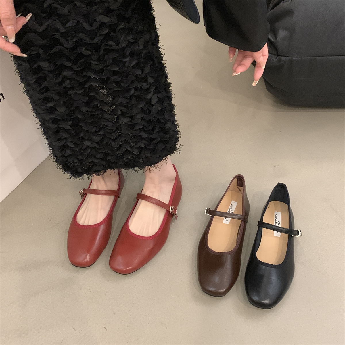 รองเท้าคัทชูผู้หญิงส้นเตี้ย ใส่สบาย มีขนาด35-43