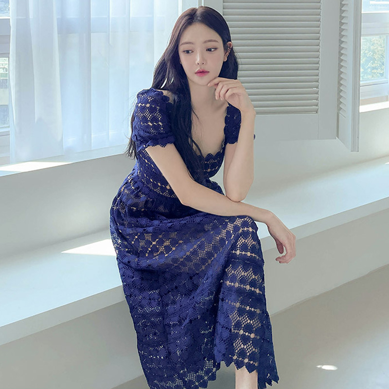 ชุดเดรสยาวสวยๆ สไตล์เกาหลี มีขนาด S M L XL สนใจทักแชท