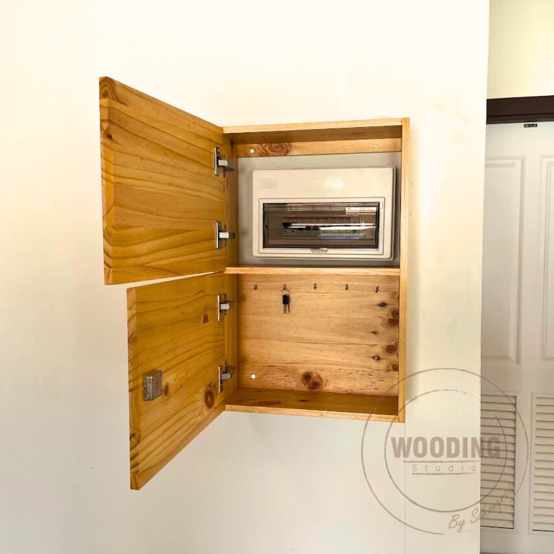 ตู้เก็บกุญแจไม้สน