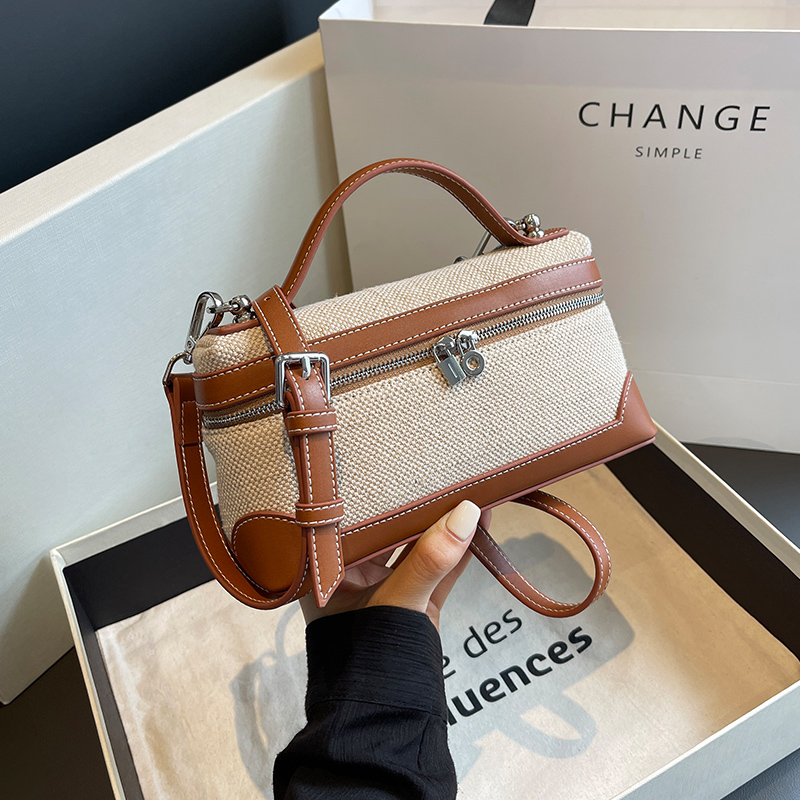 กระเป๋าผู้หญิงสวยๆ กระเป๋าสะพายข้างผู้หญิง กระเป๋าแบรนด์COOL BAG