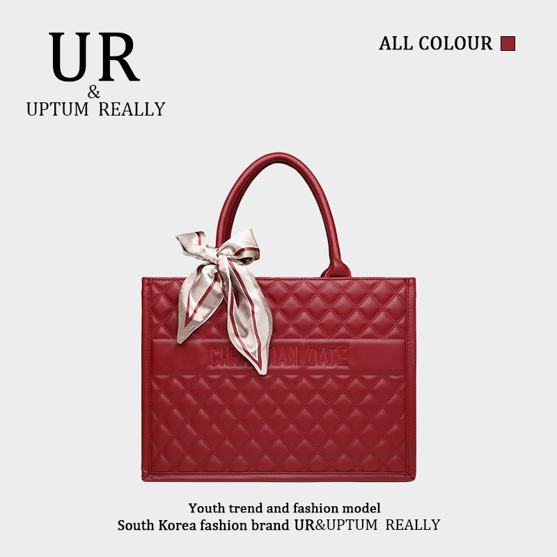 กระเป๋าผู้หญิงสวยๆ กระเป๋าสะพายข้างผู้หญิง กระเป๋าแบรนด์ BEAR BAG กระเป๋าหมีสุดคิ้ว!