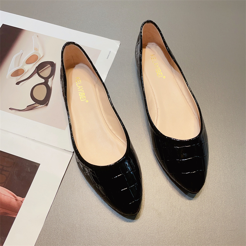 รองเท้าคัทชูผู้หญิงส้นเตี้ย ใส่สบาย มีขนาด35-40